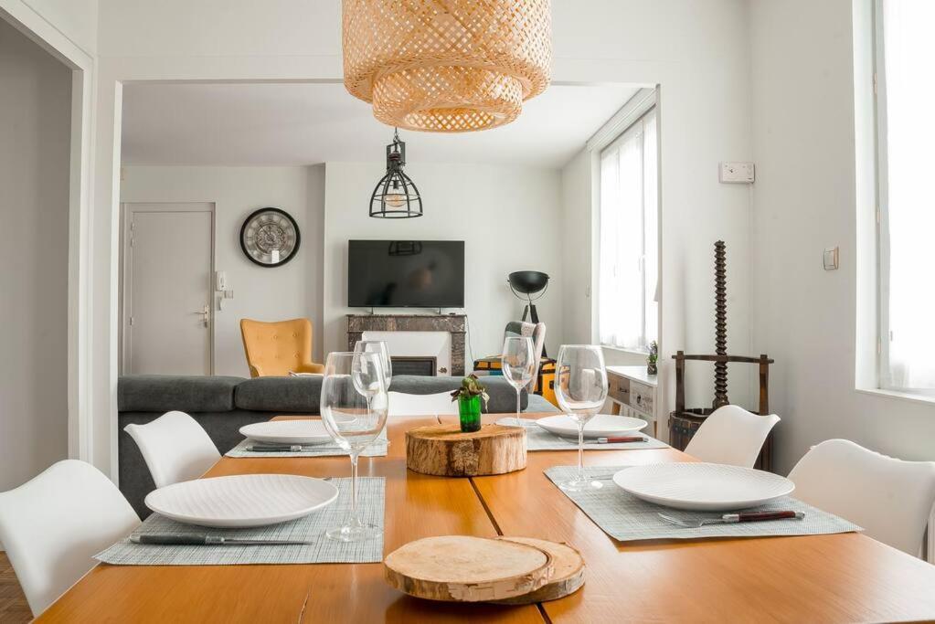 Ferienwohnung Le Terminus Angers Exterior foto